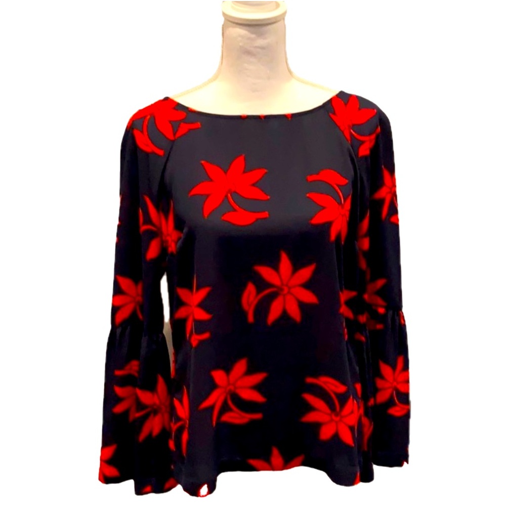 Banana republic bell sleeve top Size S